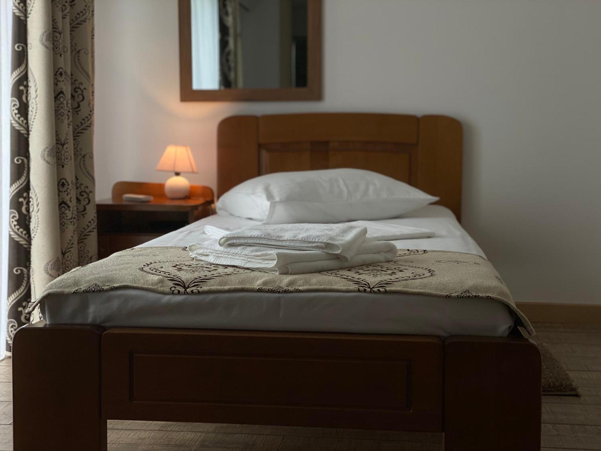 Casa Irinella Bed and Breakfast Satu Mare Eksteriør billede